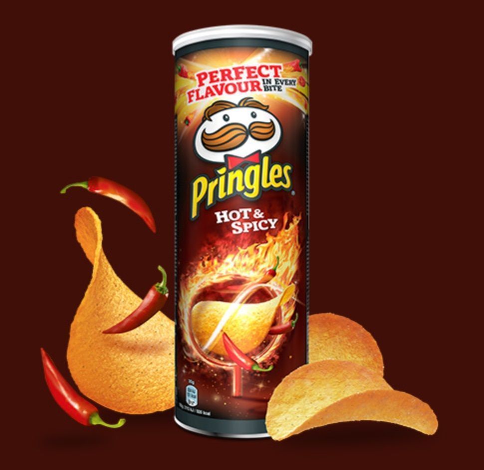 چیپس تند و آتشی پرینگلز Pringles مدل Hot & Spicy بسته 165 گرمی